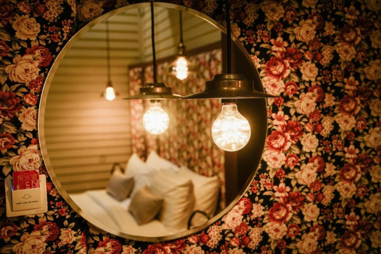 Azure Hostel Бангкок Экстерьер фото