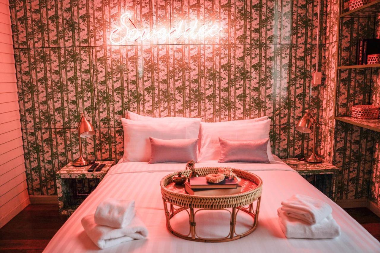 Azure Hostel Бангкок Экстерьер фото