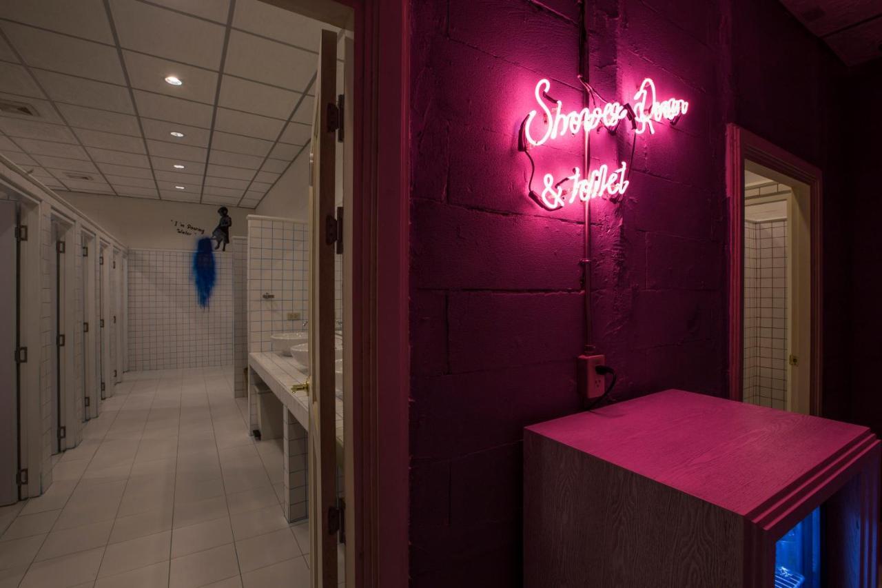 Azure Hostel Бангкок Экстерьер фото